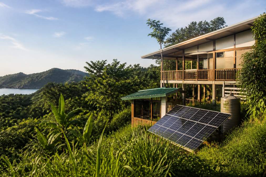 Costa Rica Off-Grid Vacation Rental Guide 2026